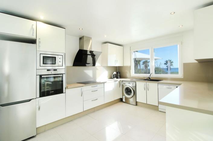 Image No.4-3 Bed Villa for sale