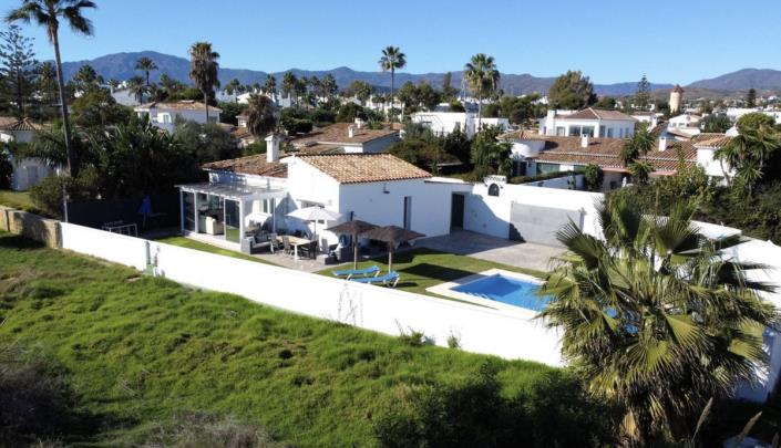 Image No.10-3 Bed Villa for sale