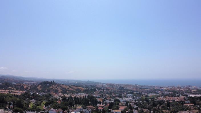 Image No.2-5 Bed Villa for sale