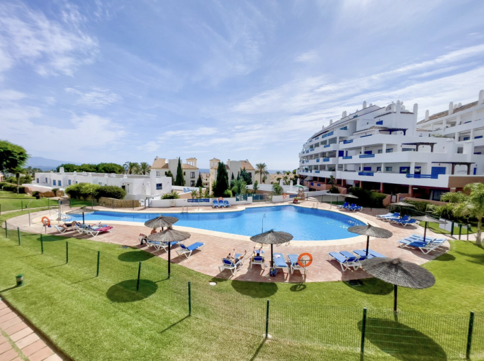 Image No.10-3 Bed Apartment for sale