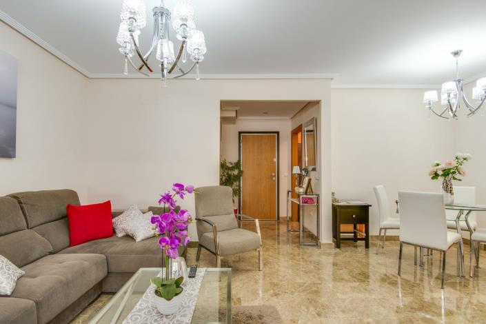 Image No.10-Appartement de 2 chambres à vendre à Estepona