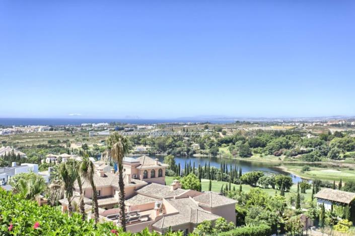 Image No.4-4 Bed Villa for sale