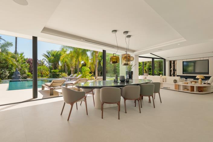 Image No.27-5 Bed Villa for sale