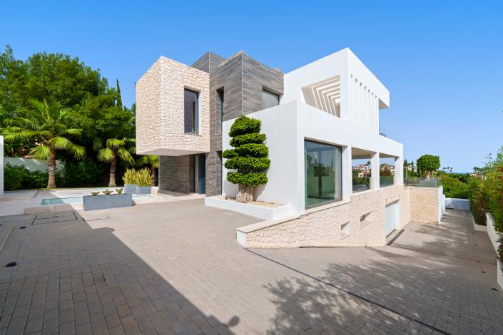 Image No.25-5 Bed Villa for sale