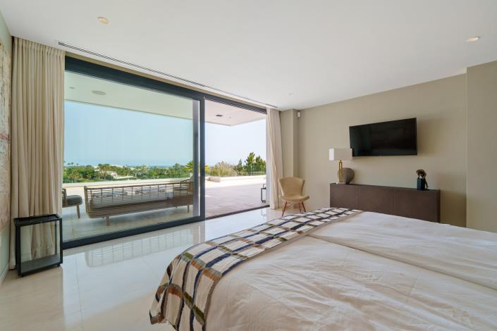 Image No.32-5 Bed Villa for sale