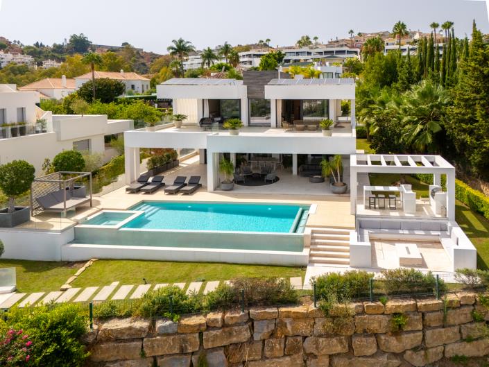 Image No.54-5 Bed Villa for sale