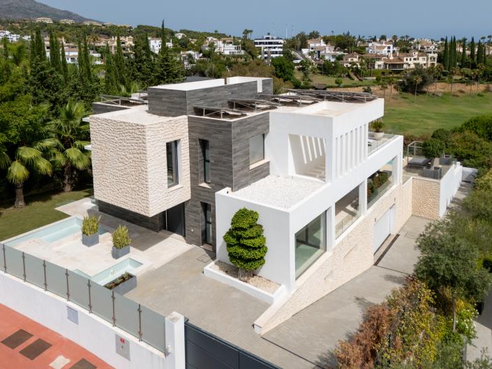 Image No.56-5 Bed Villa for sale