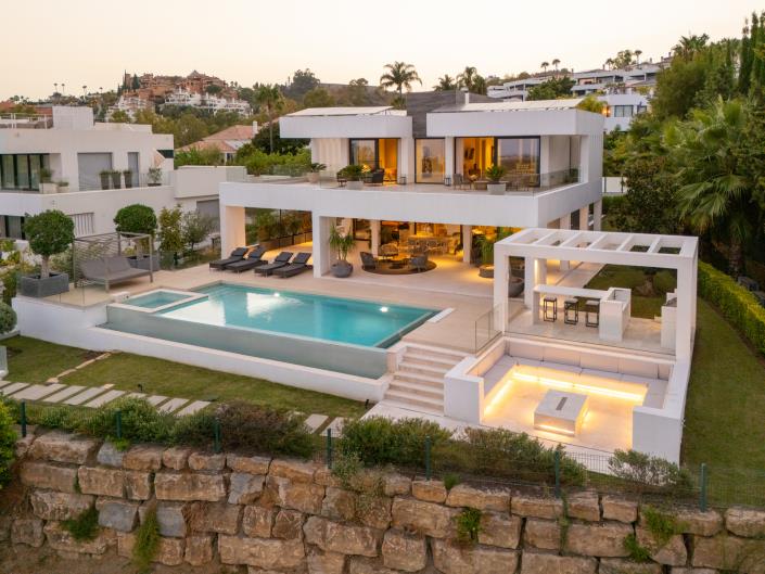 Image No.58-5 Bed Villa for sale