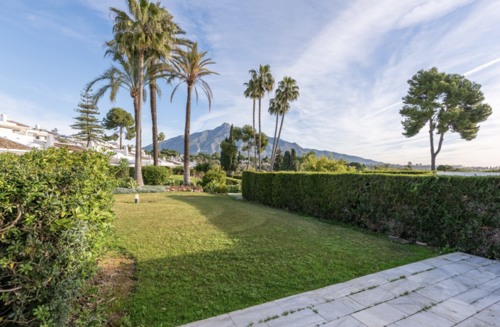 Image No.2-Villa / Détaché de 2 chambres à vendre à Nueva Andalucia