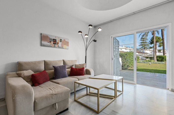 Image No.3-Villa / Détaché de 2 chambres à vendre à Nueva Andalucia