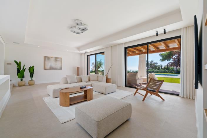 Image No.3-5 Bed Villa for sale