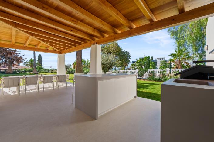 Image No.29-5 Bed Villa for sale
