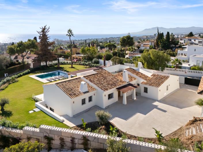 Image No.2-5 Bed Villa for sale
