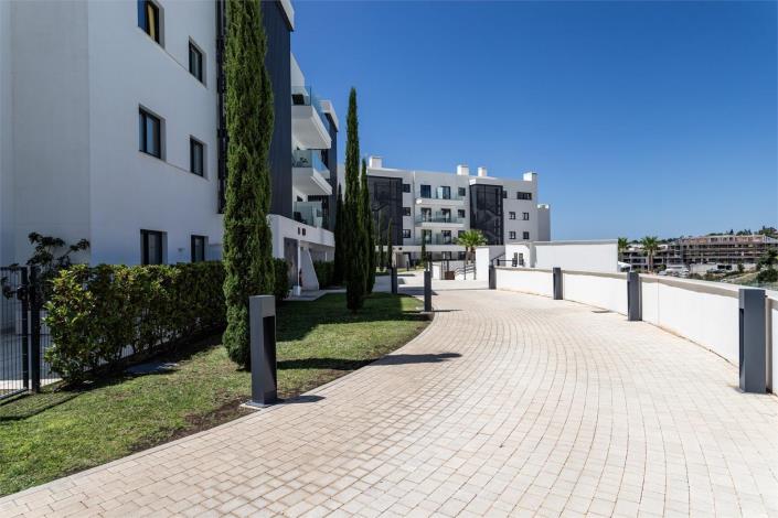 Image No.30-2 Bed Apartment for sale