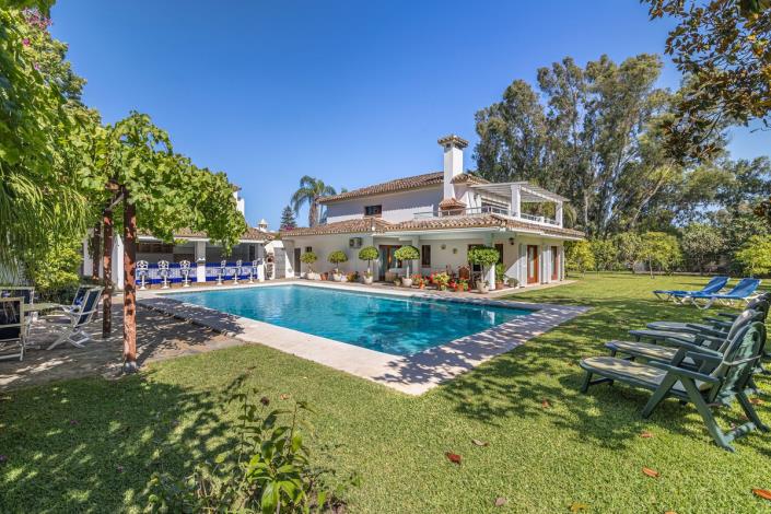 Image No.3-5 Bed Villa for sale