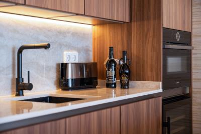 Swish_Marbella_012_MB406086