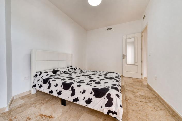 Image No.18-2 Bed Apartment for sale