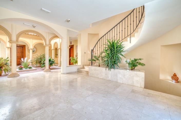 Image No.8-3 Bed Duplex for sale