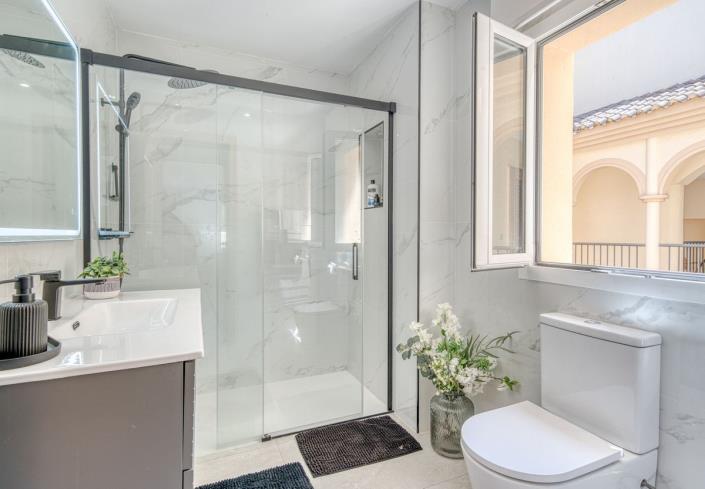 Image No.11-3 Bed Duplex for sale