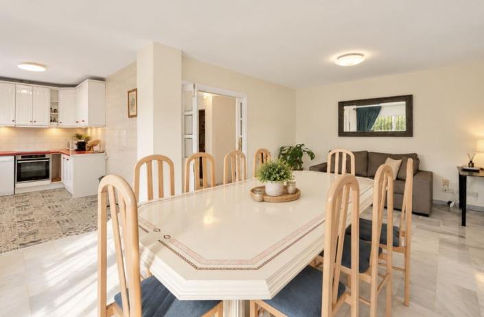 Image No.6-6 Bed Villa for sale