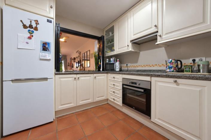 Image No.28-2 Bed Apartment for sale