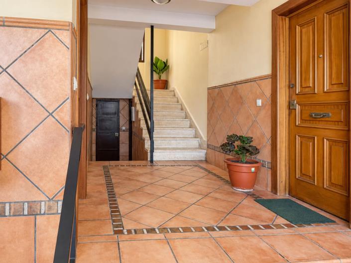 Image No.14-3 Bed Apartment for sale