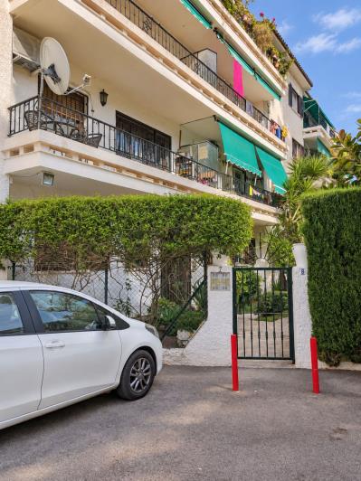Image No.15-3 Bed Apartment for sale