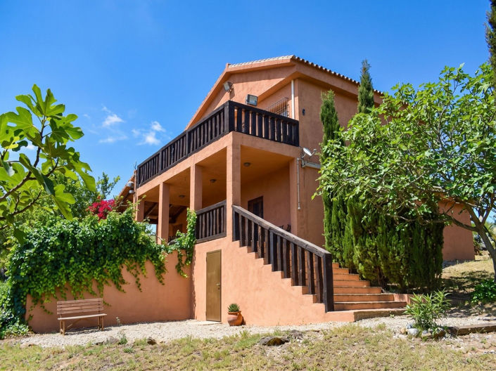 Image No.2-4 Bed House for sale