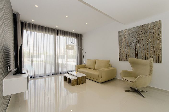 Image No.4-4 Bed Villa for sale