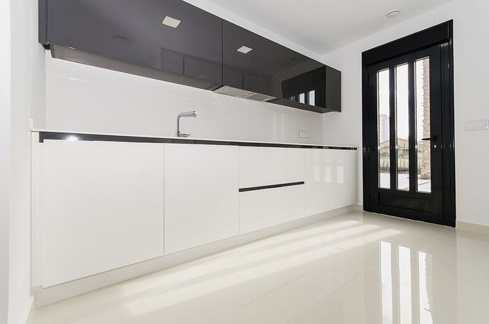 Image No.5-4 Bed Villa for sale