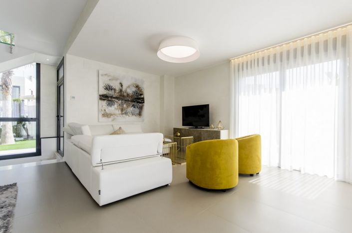 Image No.15-3 Bed Villa for sale
