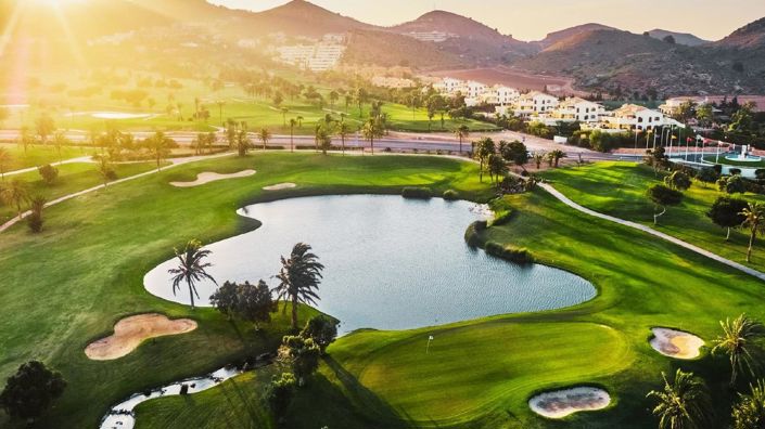 Image No.23-3 Bed Townhouse for sale