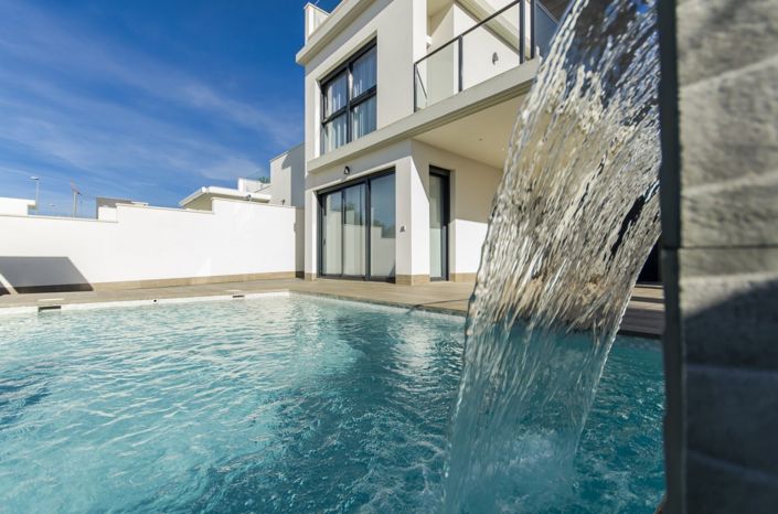 Image No.19-4 Bed Villa for sale
