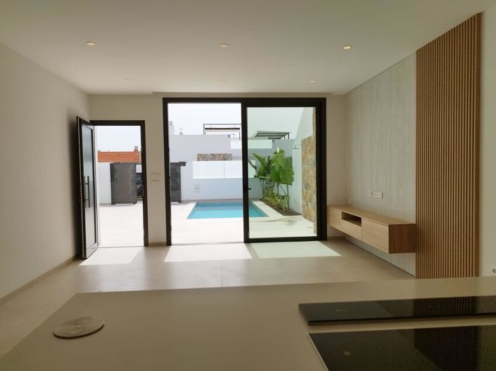 Image No.34-3 Bed Villa for sale