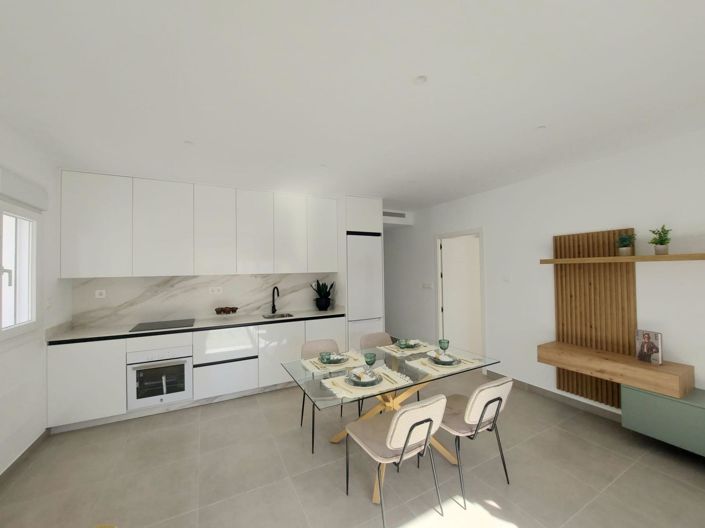 Image No.15-2 Bed Villa for sale