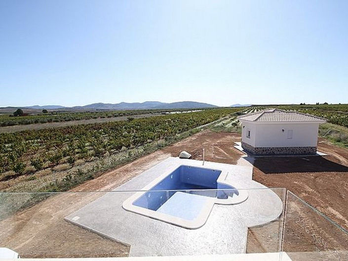 Image No.17-4 Bed House for sale