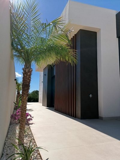 Image No.32-3 Bed Villa for sale