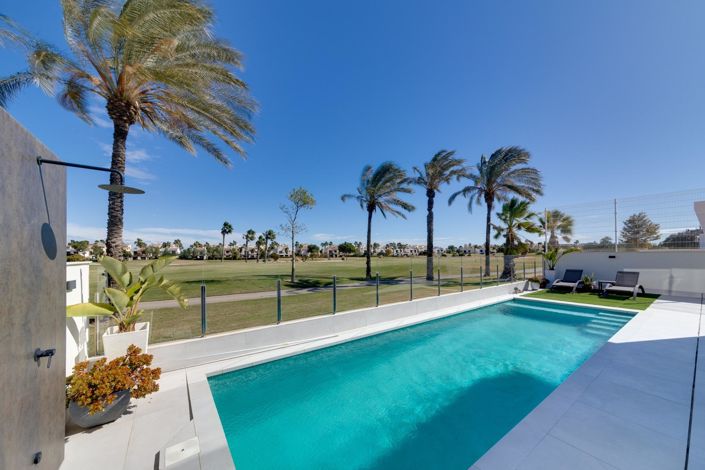Image No.11-3 Bed Villa for sale