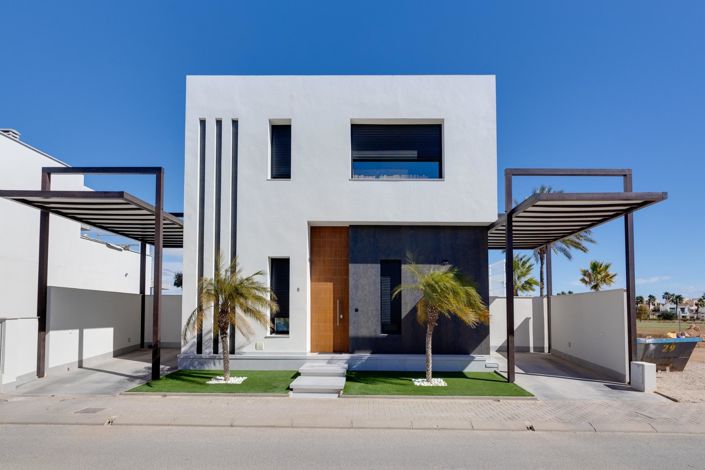 Image No.12-3 Bed Villa for sale