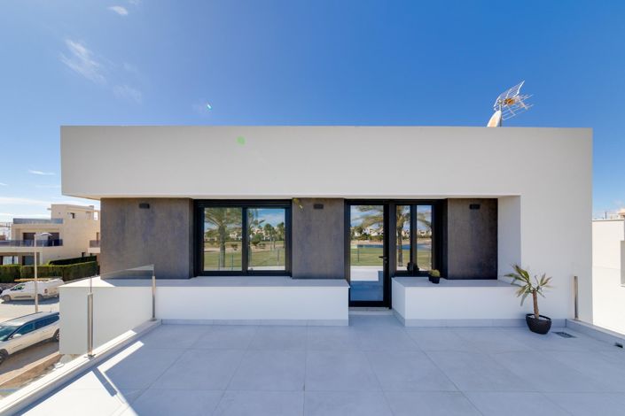 Image No.47-3 Bed Villa for sale