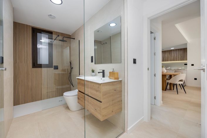 Image No.25-3 Bed Apartment for sale