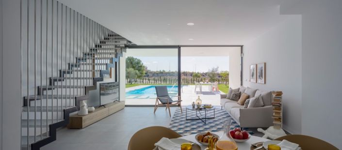 Image No.2-3 Bed House for sale