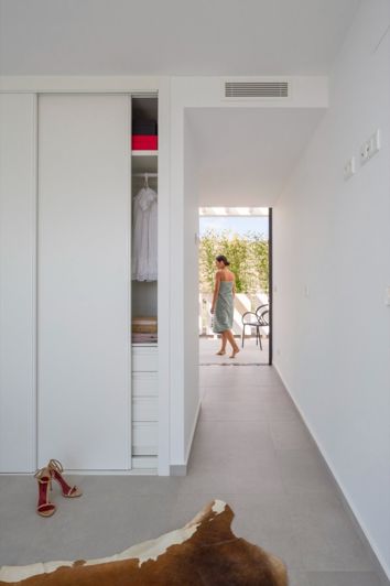 Image No.7-3 Bed House for sale