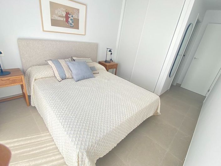 Image No.15-2 Bed Bungalow for sale