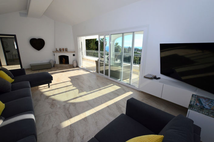 Image No.3-6 Bed House for sale