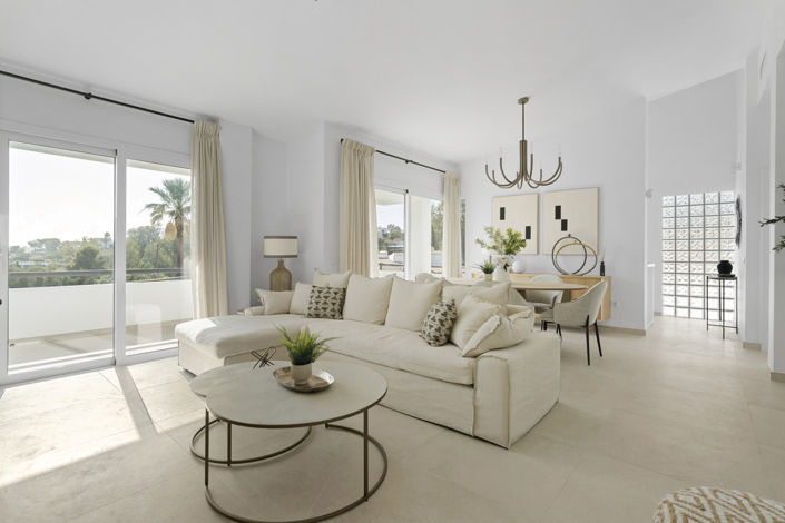 Image No.2-Villa de 4 chambres à vendre à Mijas