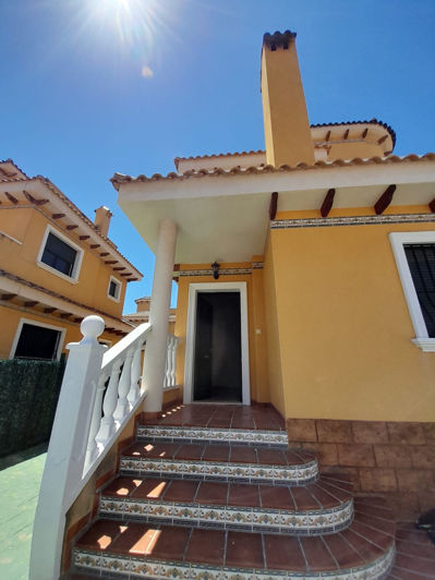 Image No.3-Villa de 5 chambres à vendre à Ciudad Quesada