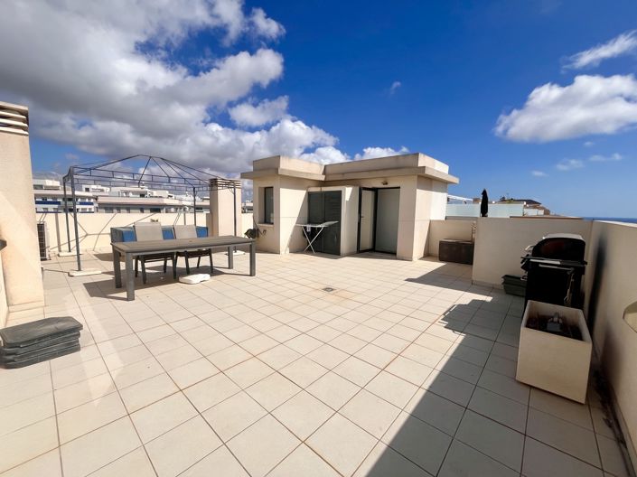 Image No.19-3 Bed Penthouse for sale