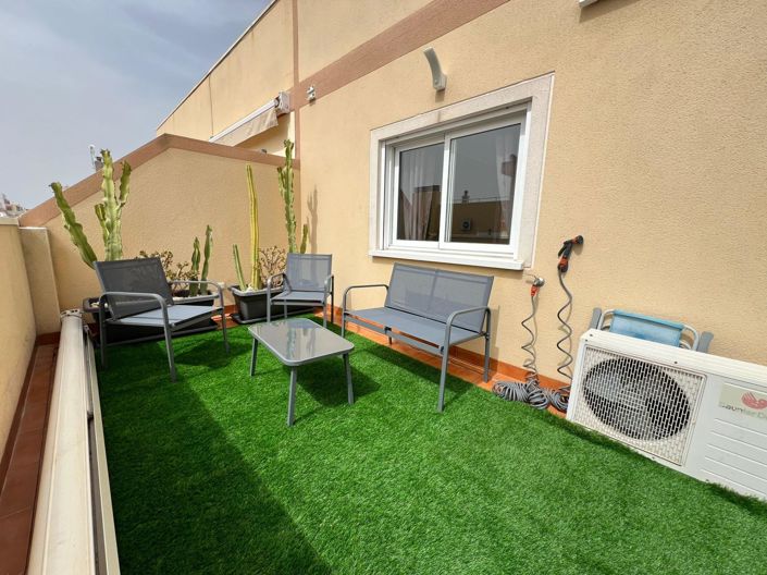 Image No.18-Appartement de 2 chambres à vendre