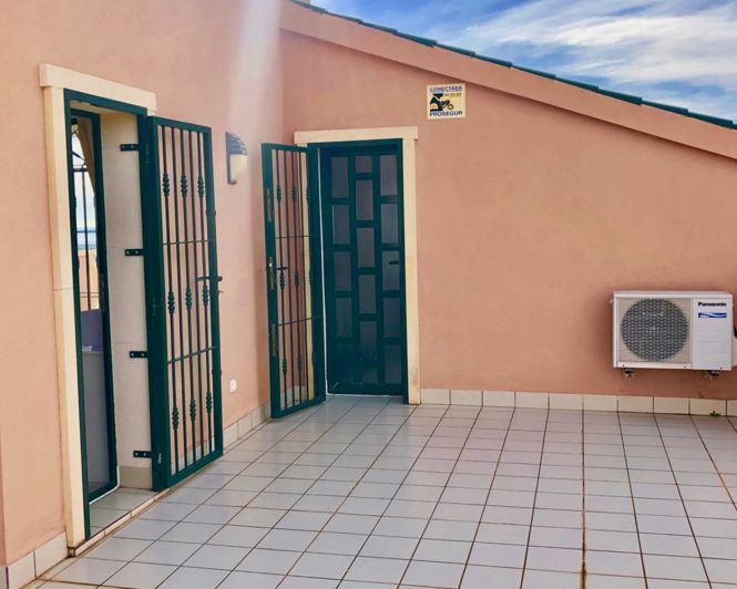Image No.13-4 Bed Villa for sale